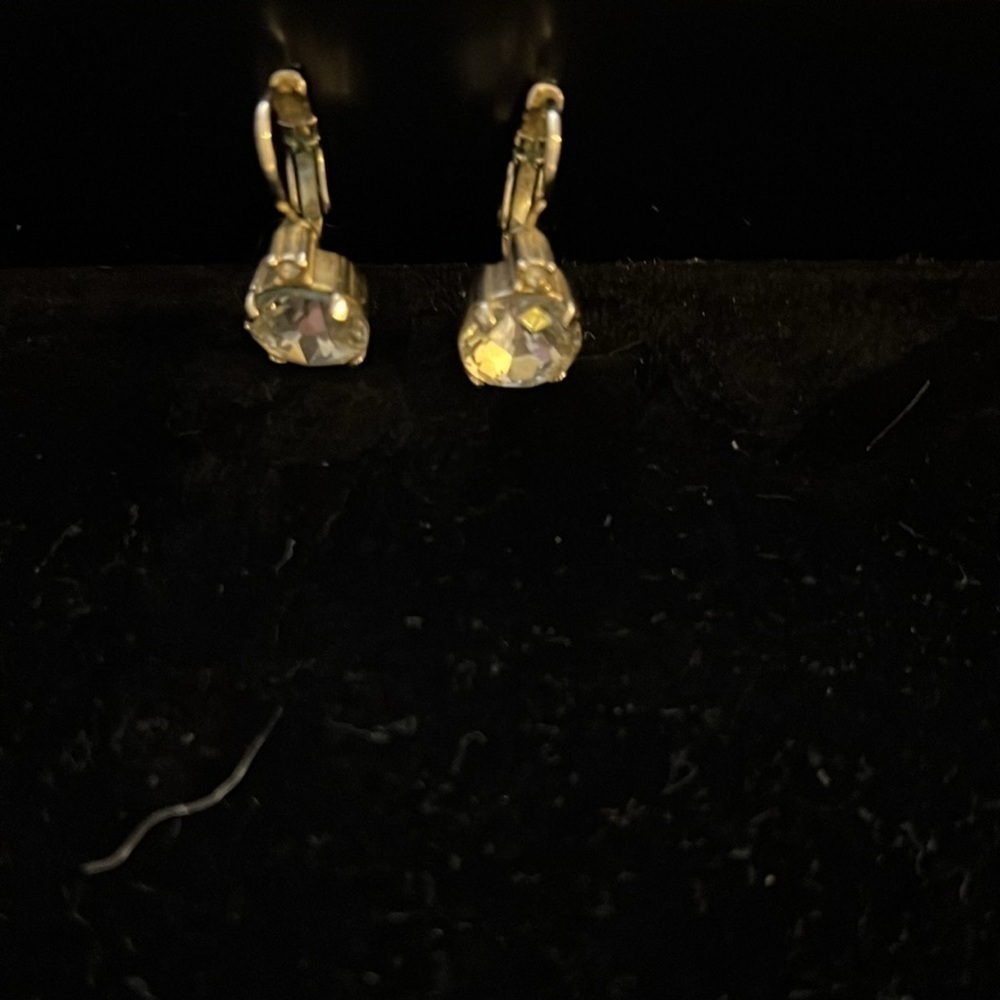 Jewelry Bundle. 11 pairs of earrings from various companies. All in EUC-GUC! - Picture 7 of 12